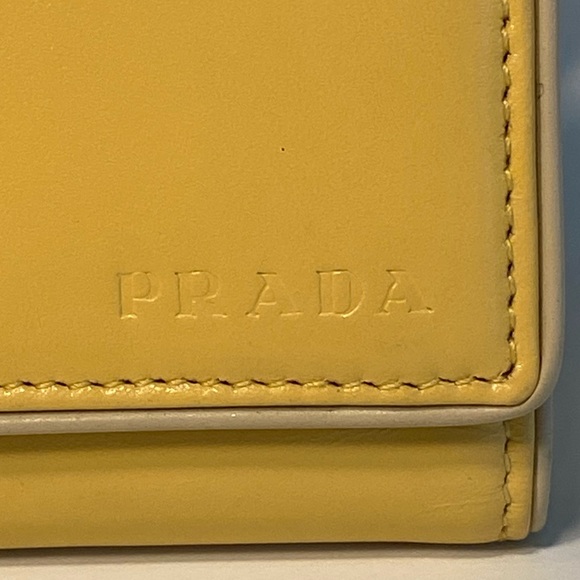 PRADA Vintage Leather Compact Trifold Wallet In Box Rare - Picture 14 of 15